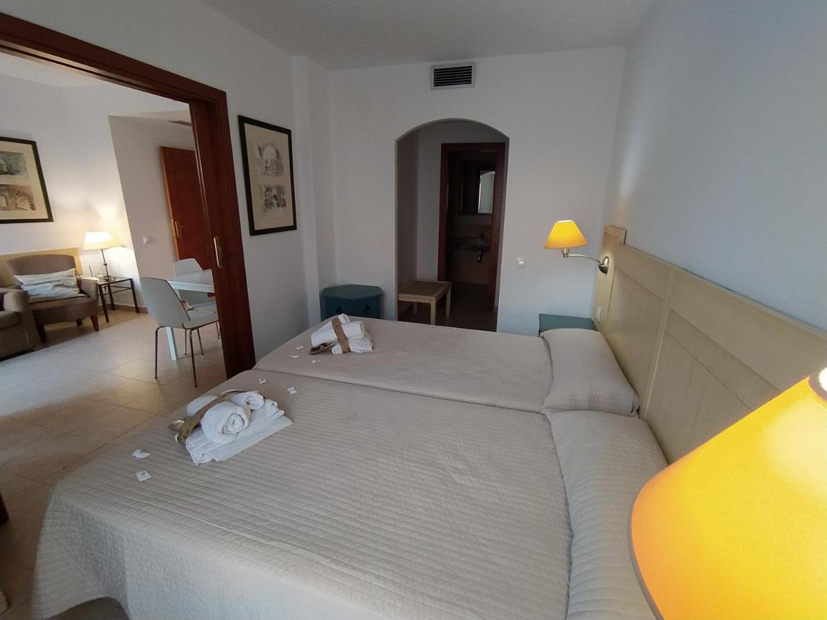 Apartamento 3ª Planta Vistas Laterales Al Mar 이슬라카넬라 외부 사진